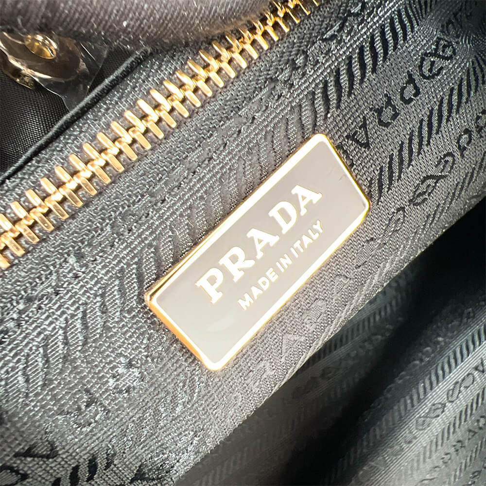 Pra*a Mariner large Re-Nylon shoulder bag(HIGH-END GRADE)