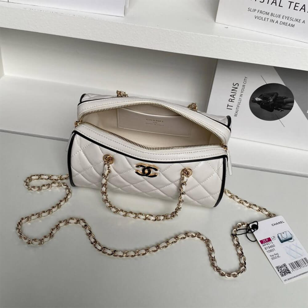 Ch**el Clutch with Chain(HIGH-END GRADE)