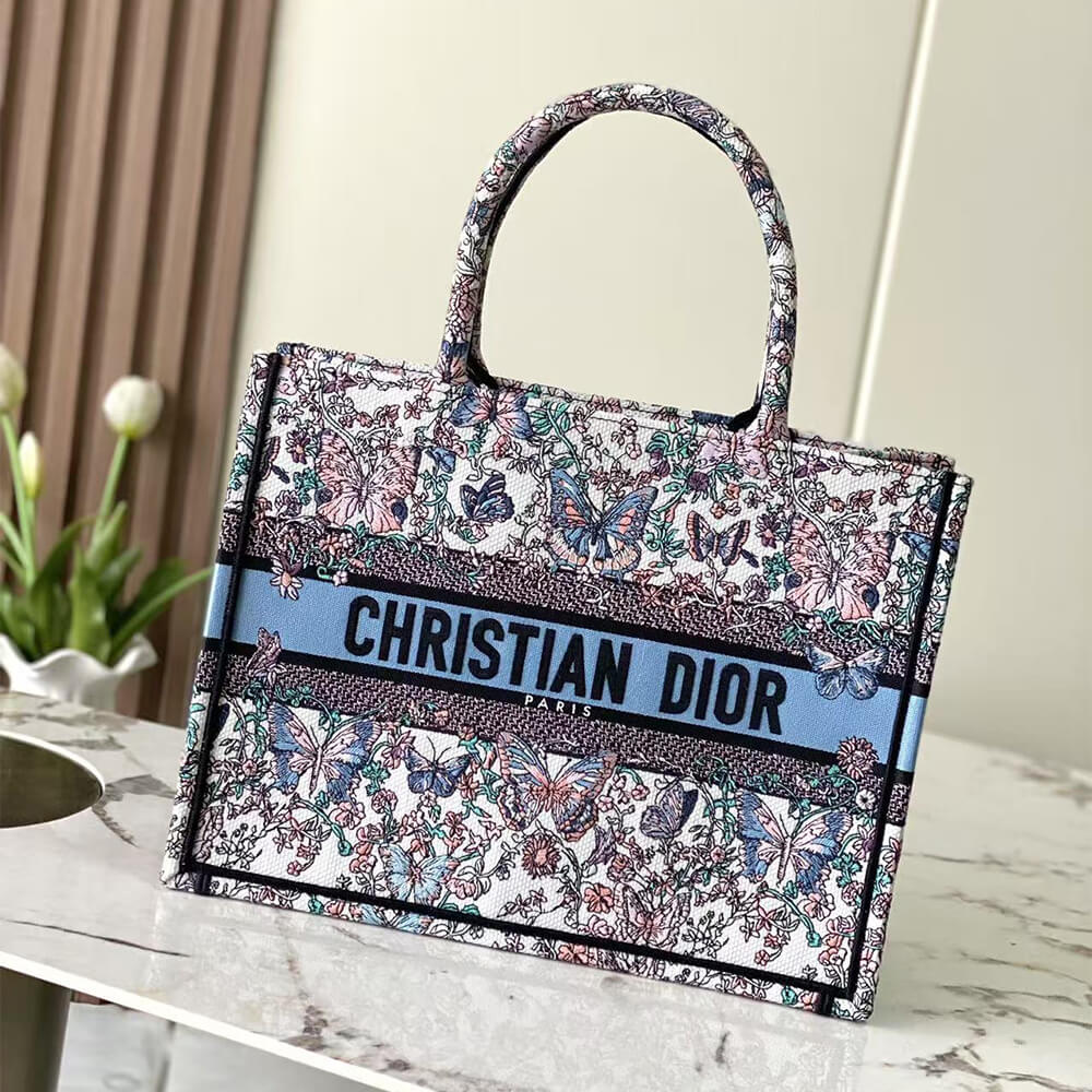 Medium D10r Book Tote