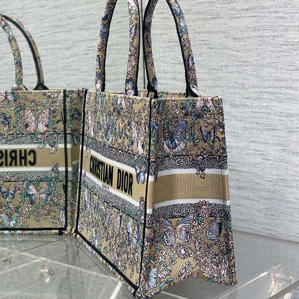 Medium D10r Book Tote