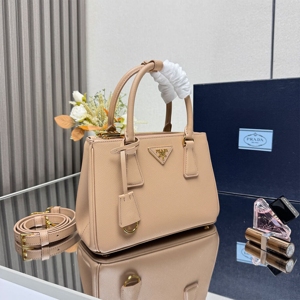 Small Pra*a Galleria Saffiano leather bag