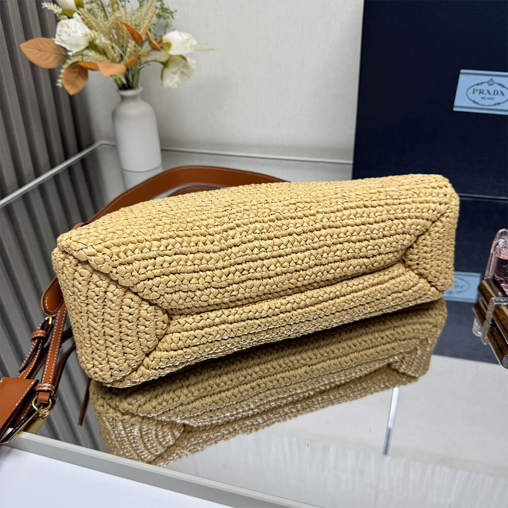 Pra*a Aimée large crochet and leather bag