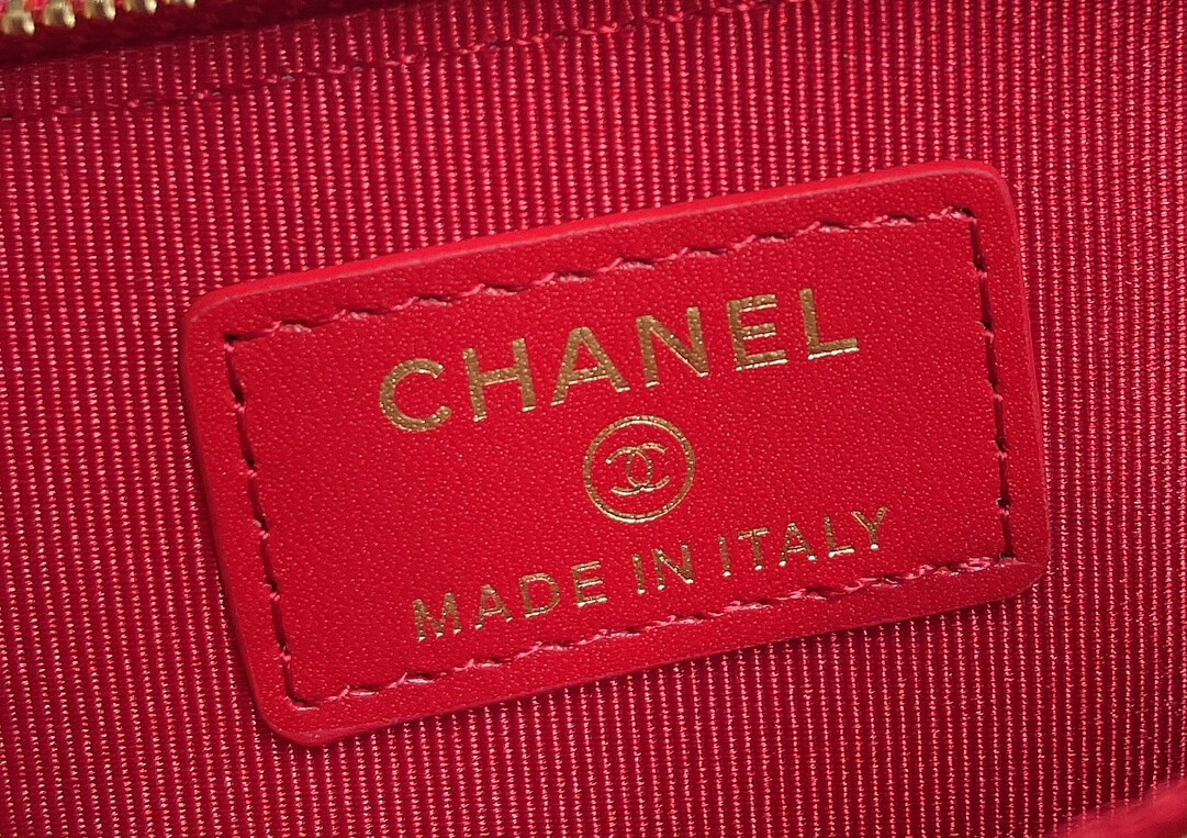 Ch**el 19 Zipper Coin Wallet