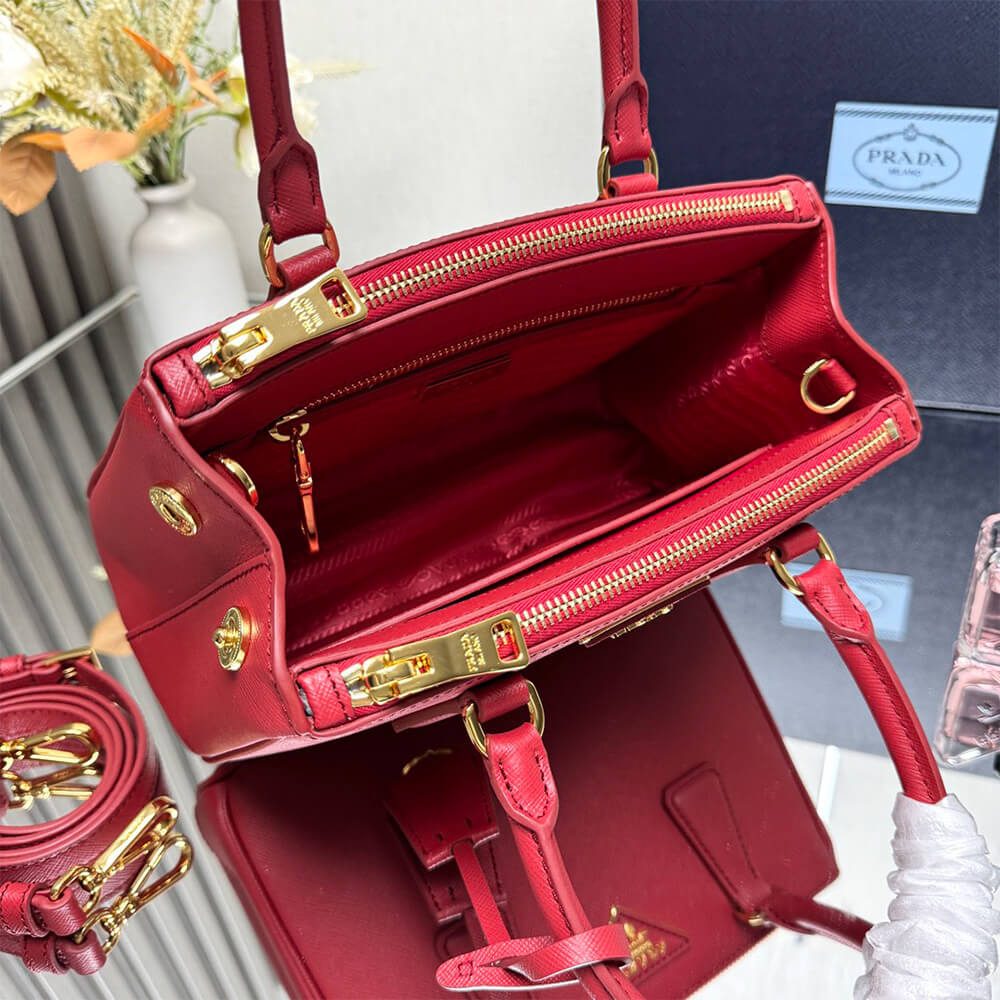 Small Pra*a Galleria Saffiano leather bag