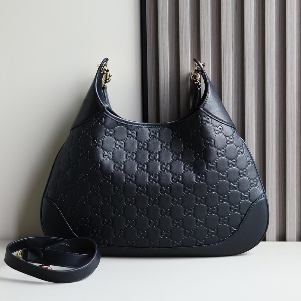 Gvc*1 B medium shoulder bag(HIGH-END GRADE)