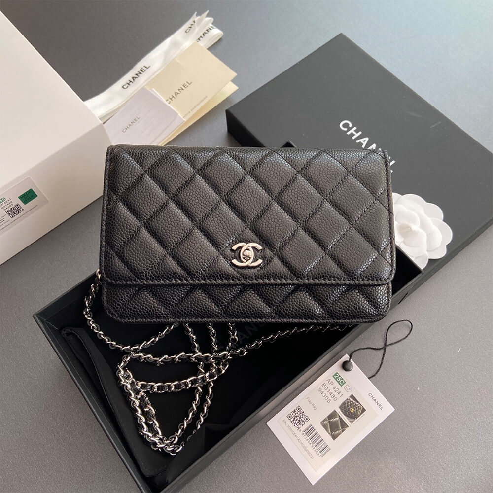 Ch**el Classic Wallet On Chain(high-end grade)