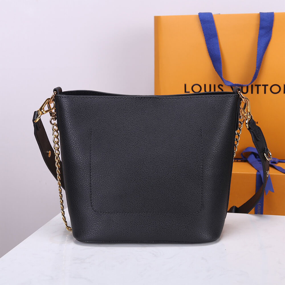 LV Lock and Walk