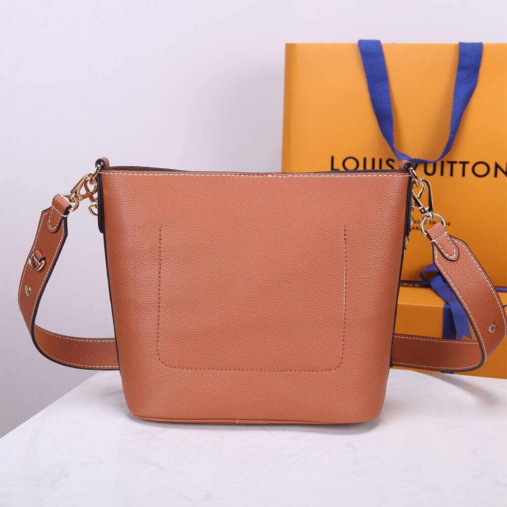 LV Lock and Walk