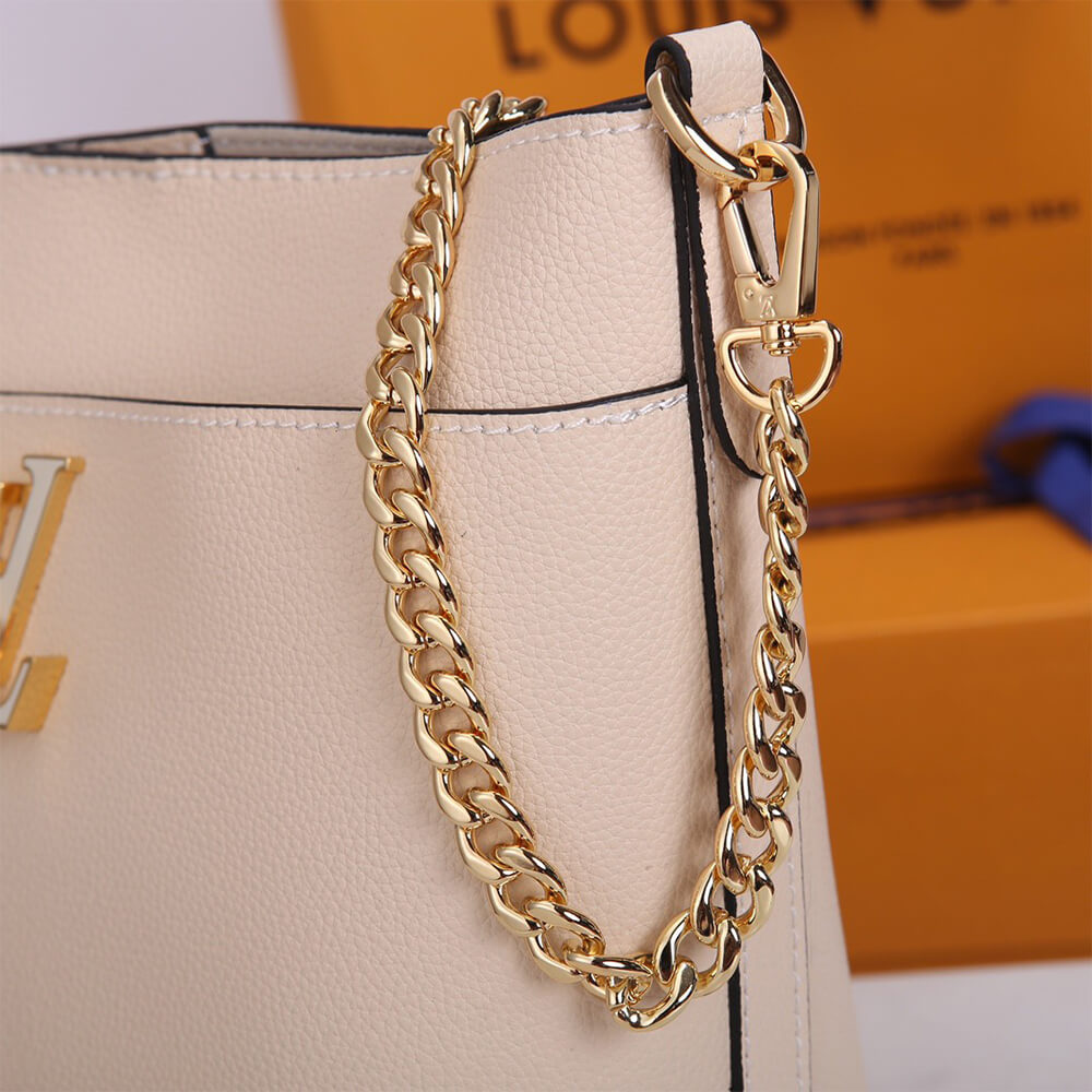 LV Lock and Walk