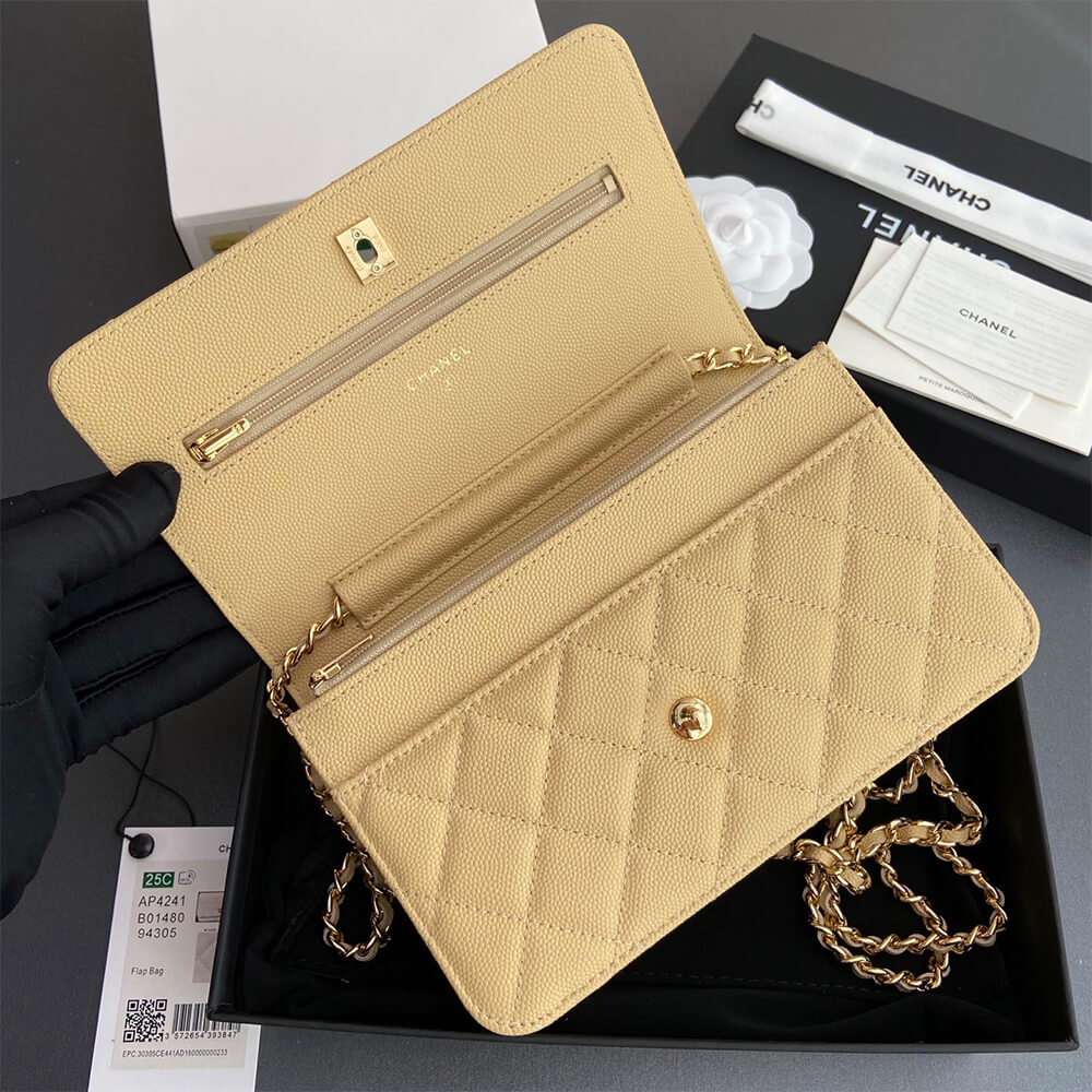 Ch**el Classic Wallet On Chain(high-end grade)