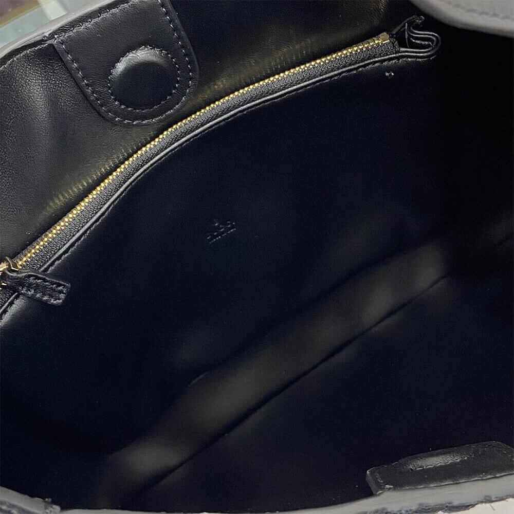 Gvc*1 B medium shoulder bag(HIGH-END GRADE)