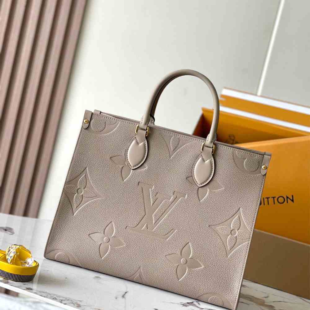 LV Onthego MM