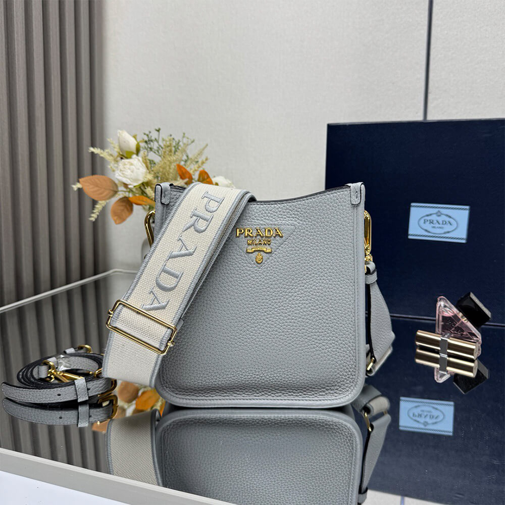 Pra*a Leather mini shoulder bag(HIGH-END GRADE)