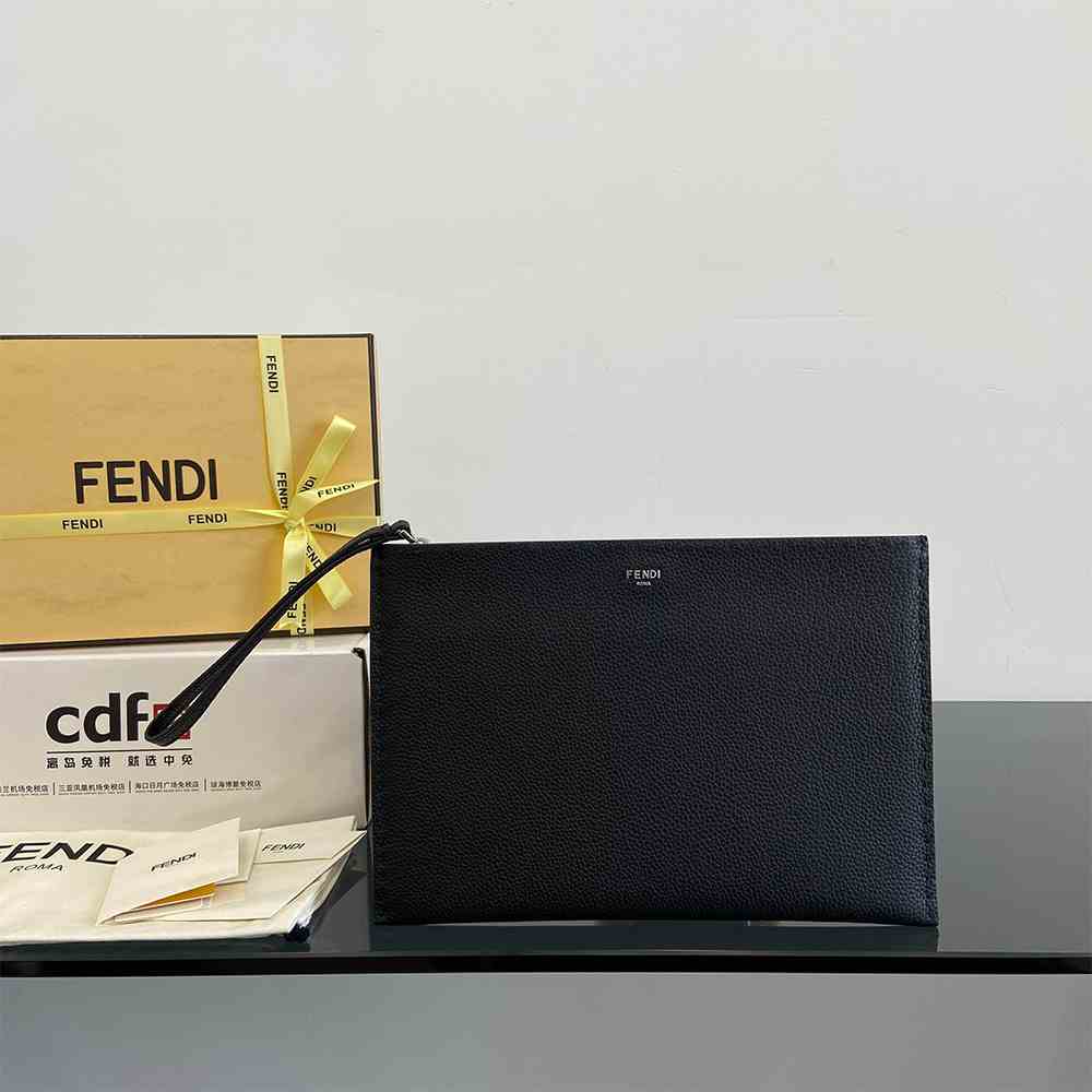 F**di Selleria Flat Pouch Medium