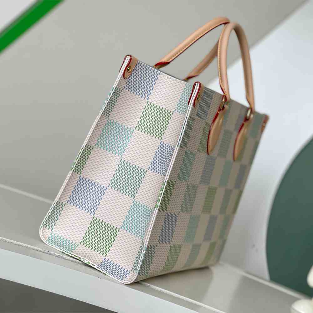 LV Onthego MM