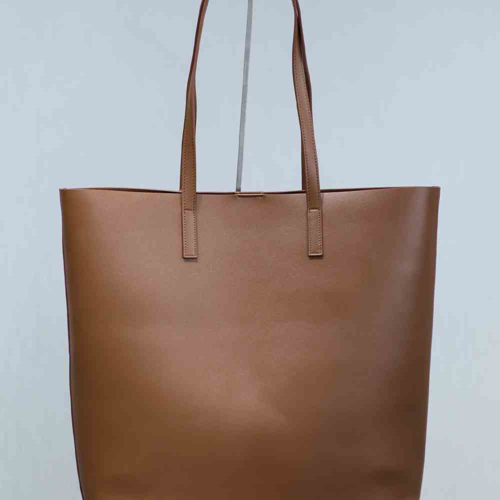 Y51 SHOPPING Sa1nt Lau*nt IN LEATHER