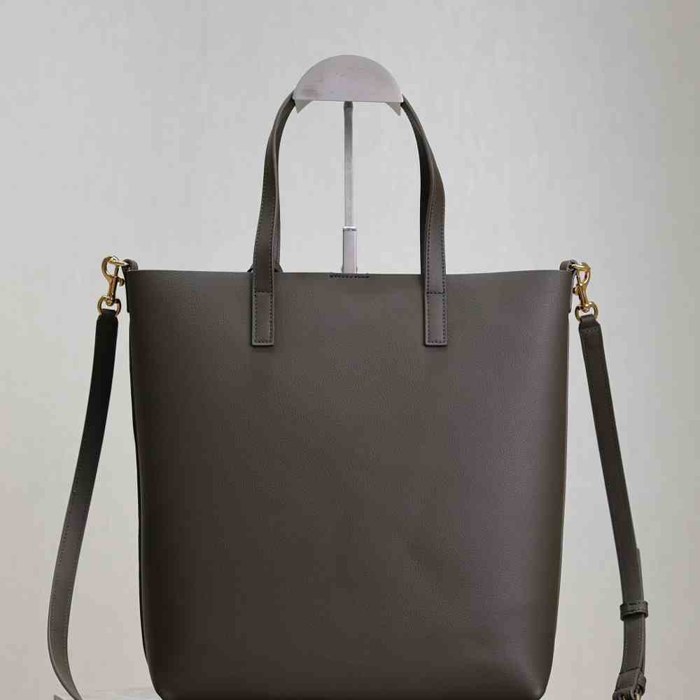 Y51 SHOPPING Sa1nt Lau*nt TOY IN LEATHER