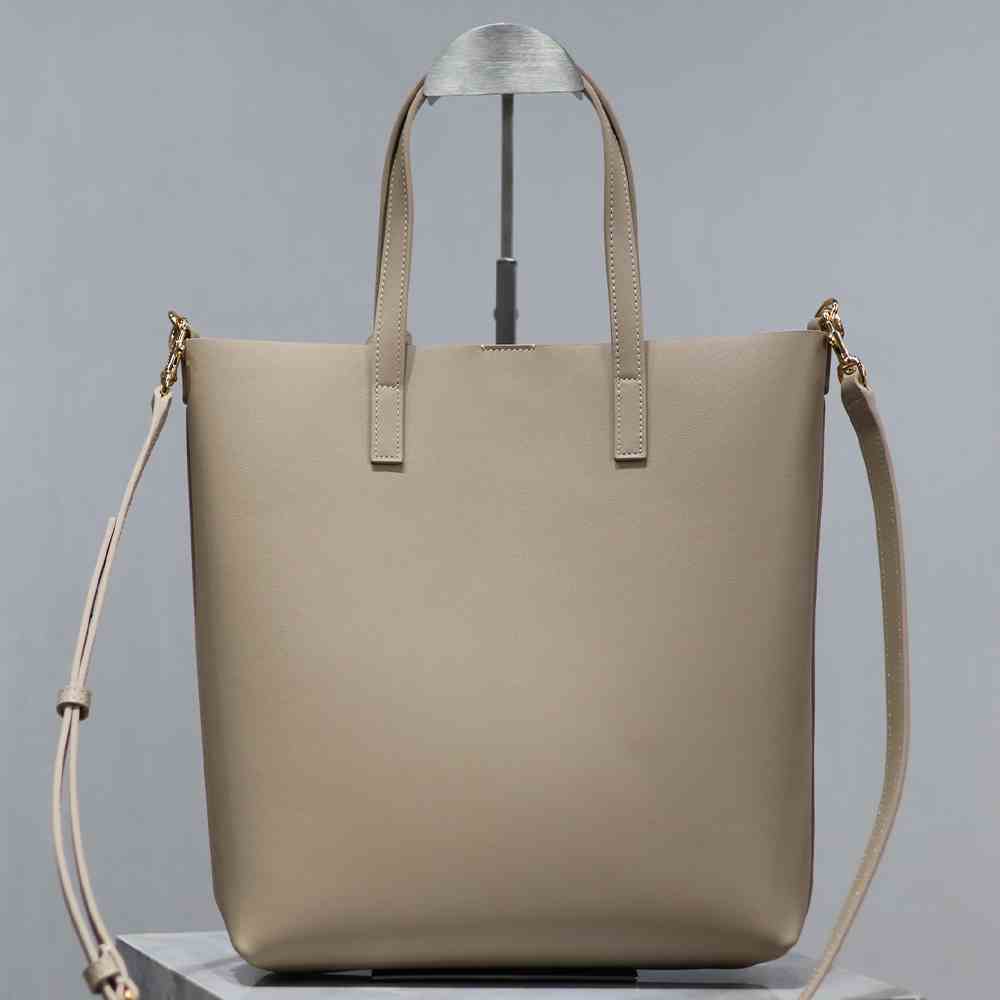 Y51 SHOPPING Sa1nt Lau*nt TOY IN LEATHER
