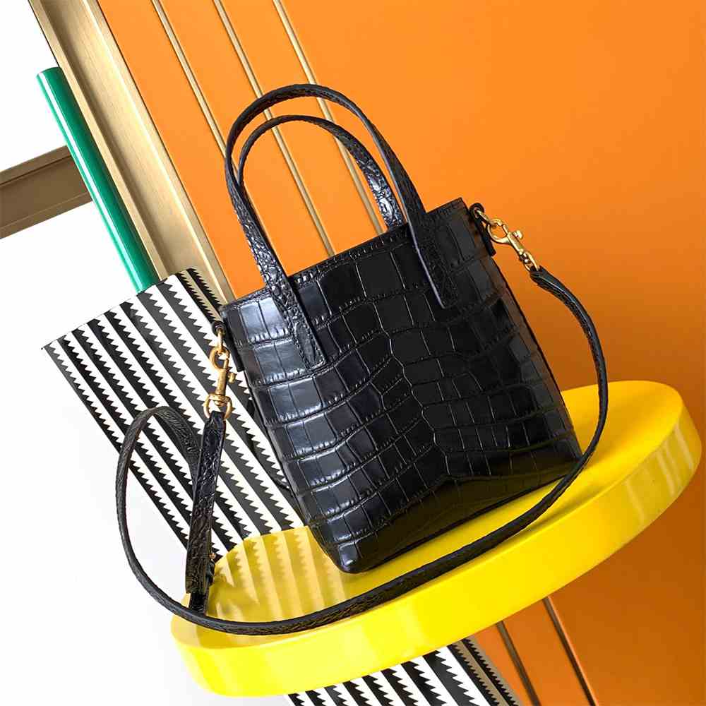 Y51 Mini toy shopping Sa1nt Lau*nt IN CROCODILE-EMBOSSED LEATHER