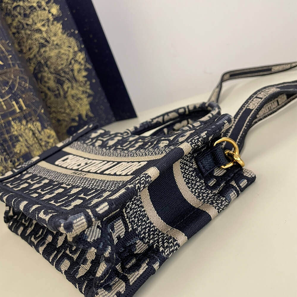 Mini D10r Book Tote