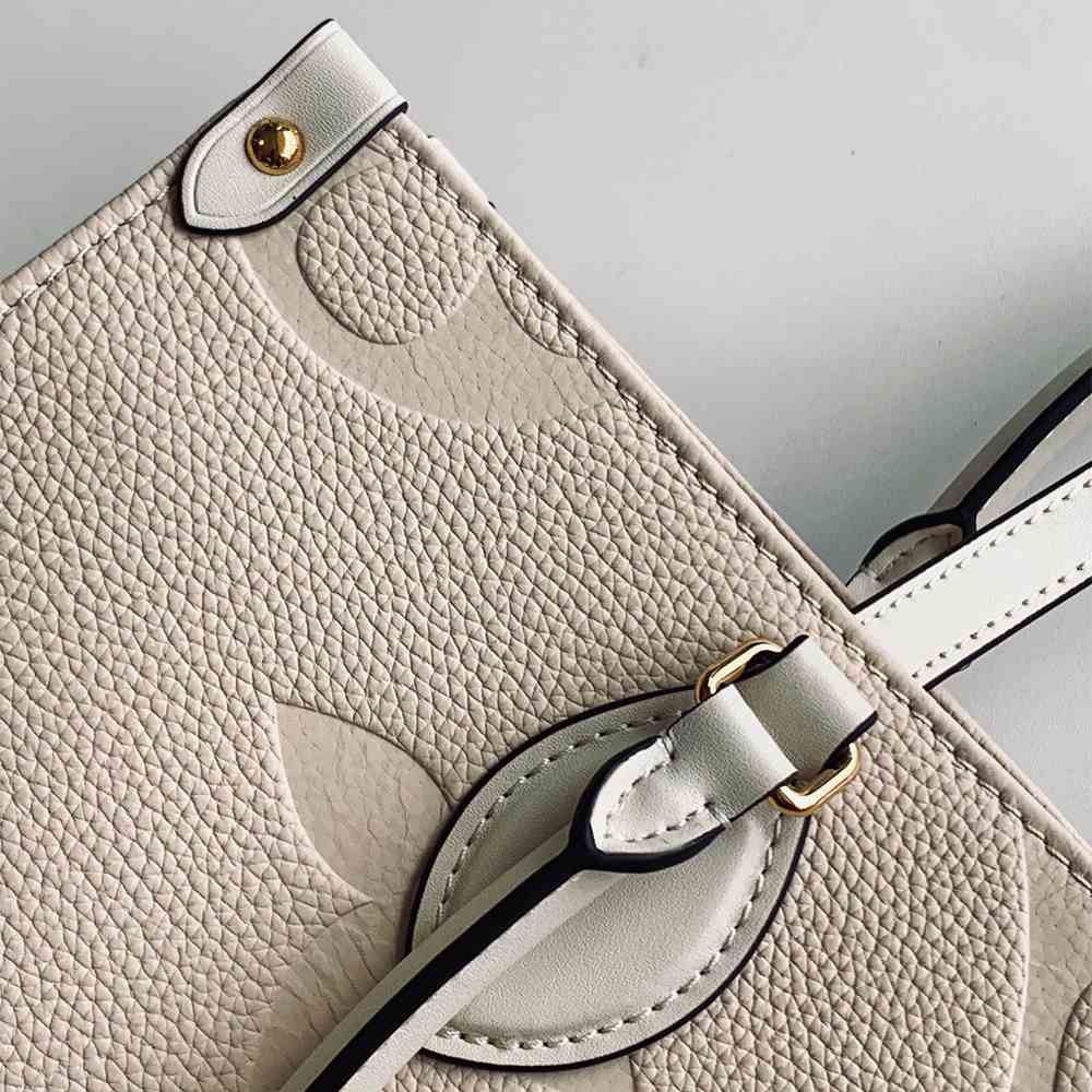 LV Onthego MM