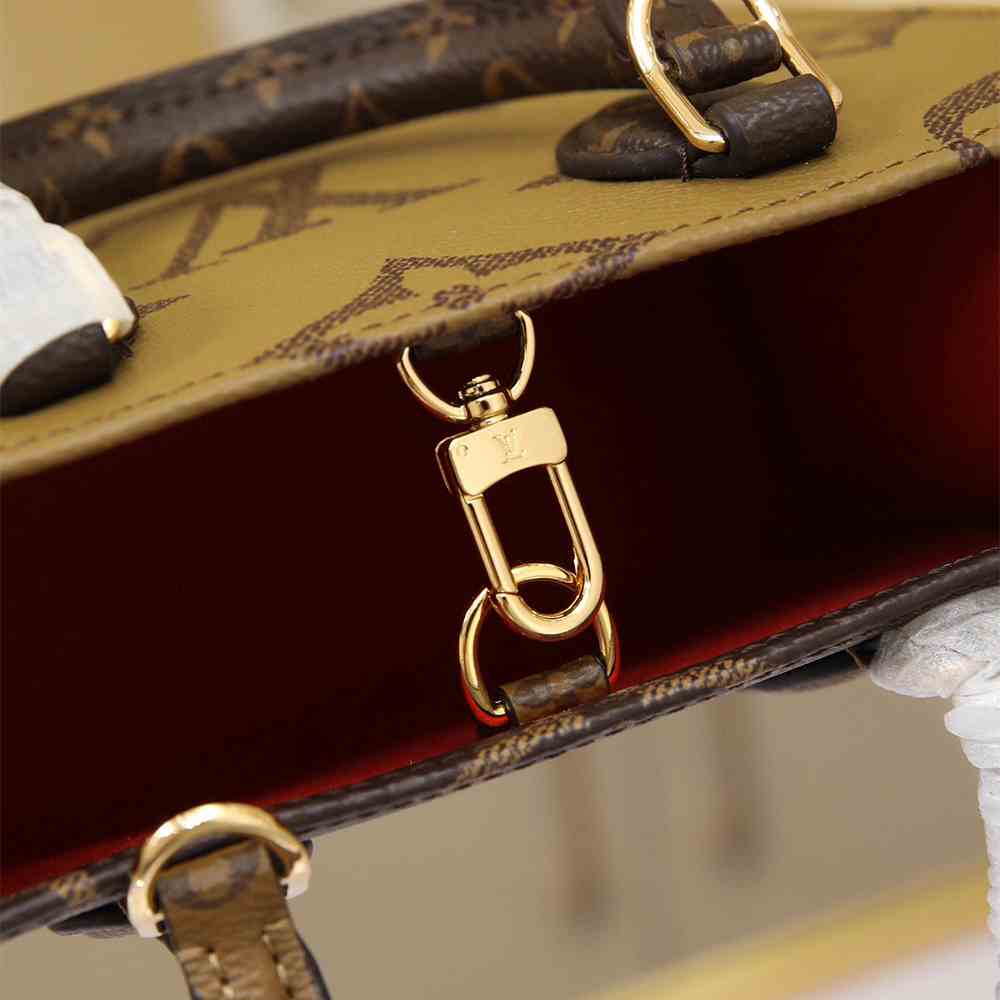 LV OnTheGo BB