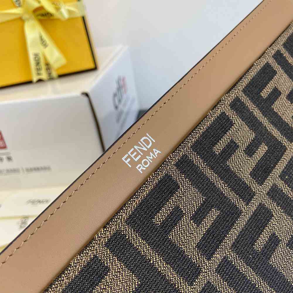 FF Jacquard Flat Pouch Medium