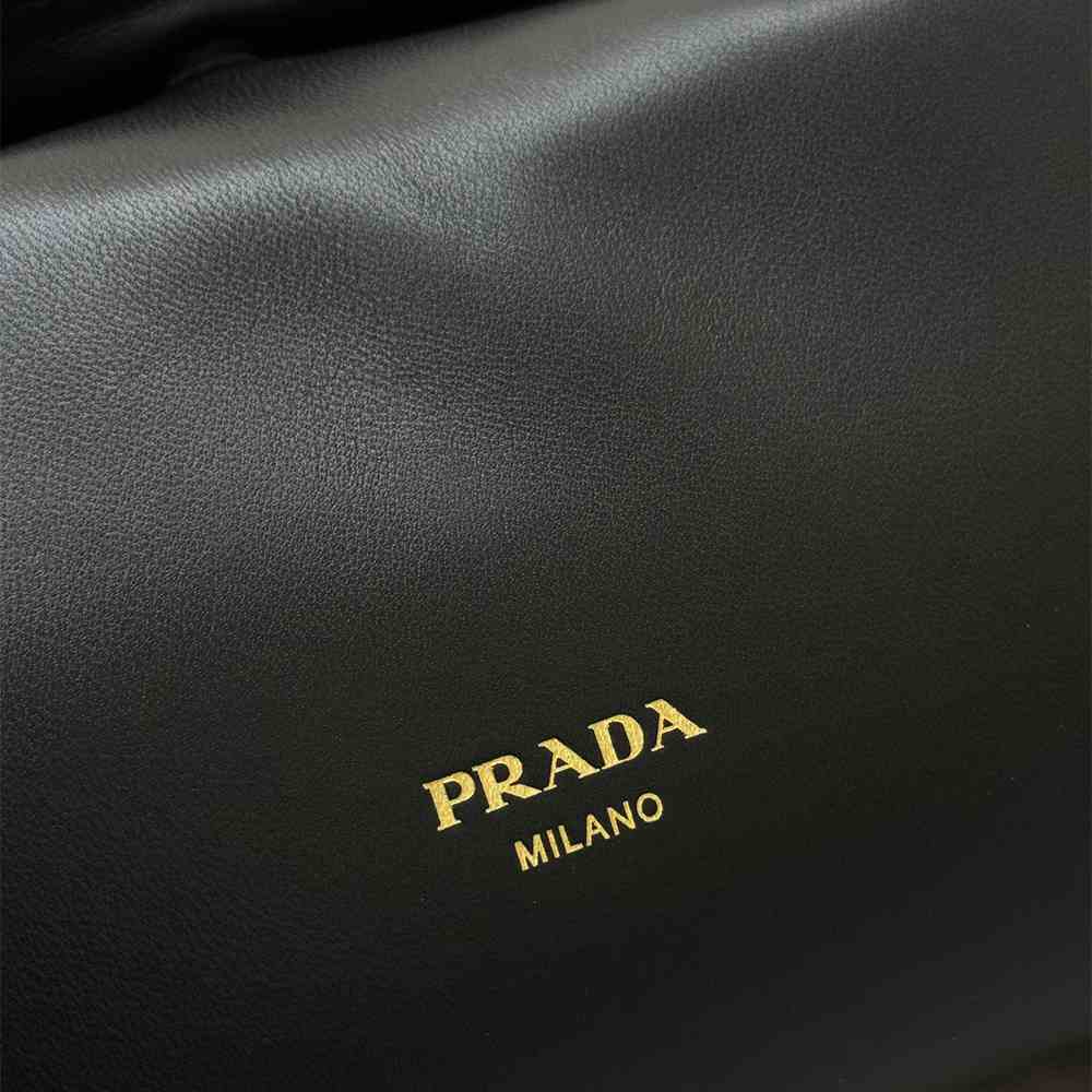Small Pra*a Tumulte nappa leather bag(HIGH-END GRADE)