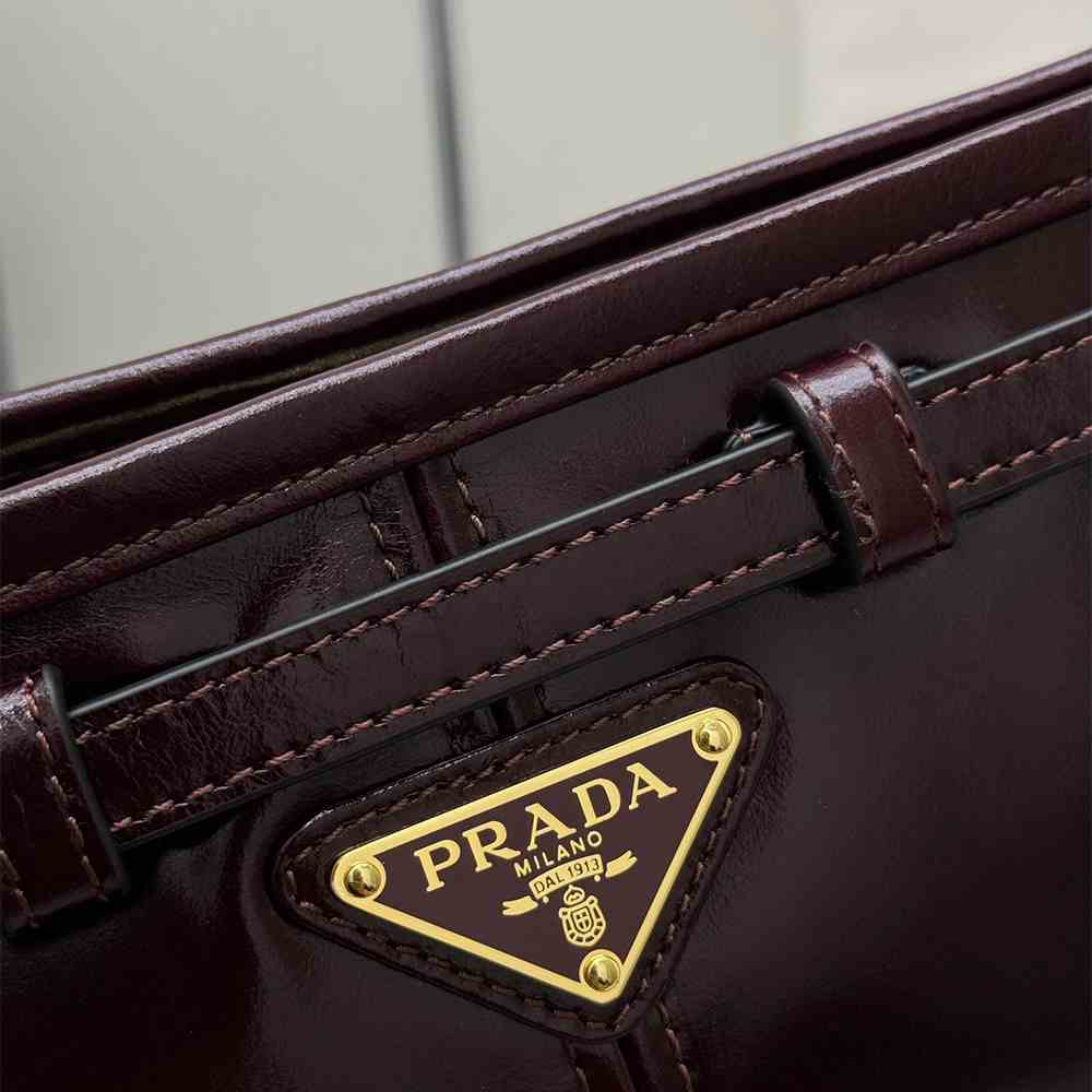 Pra*a Bonnie small leather shoulder bag(HIGH-END GRADE)