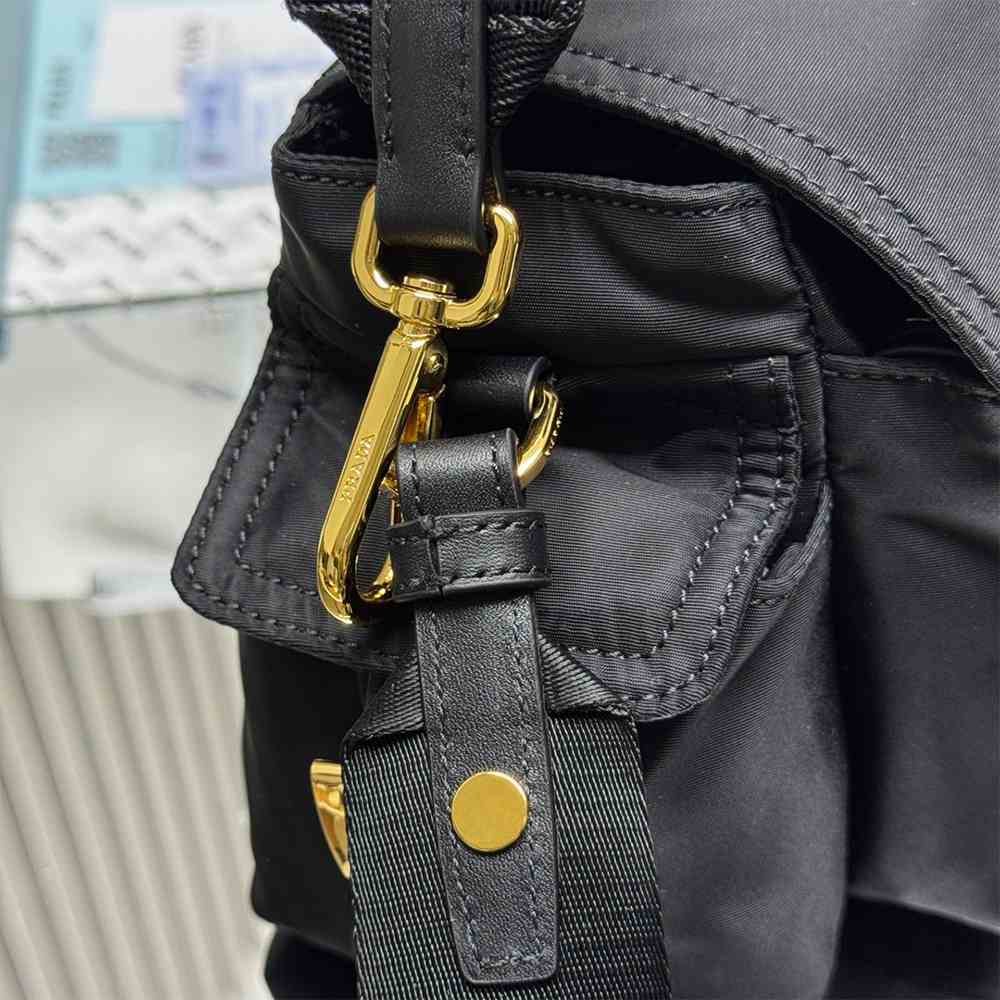 Pra*a Explore medium Re-Nylon shoulder bag with flap