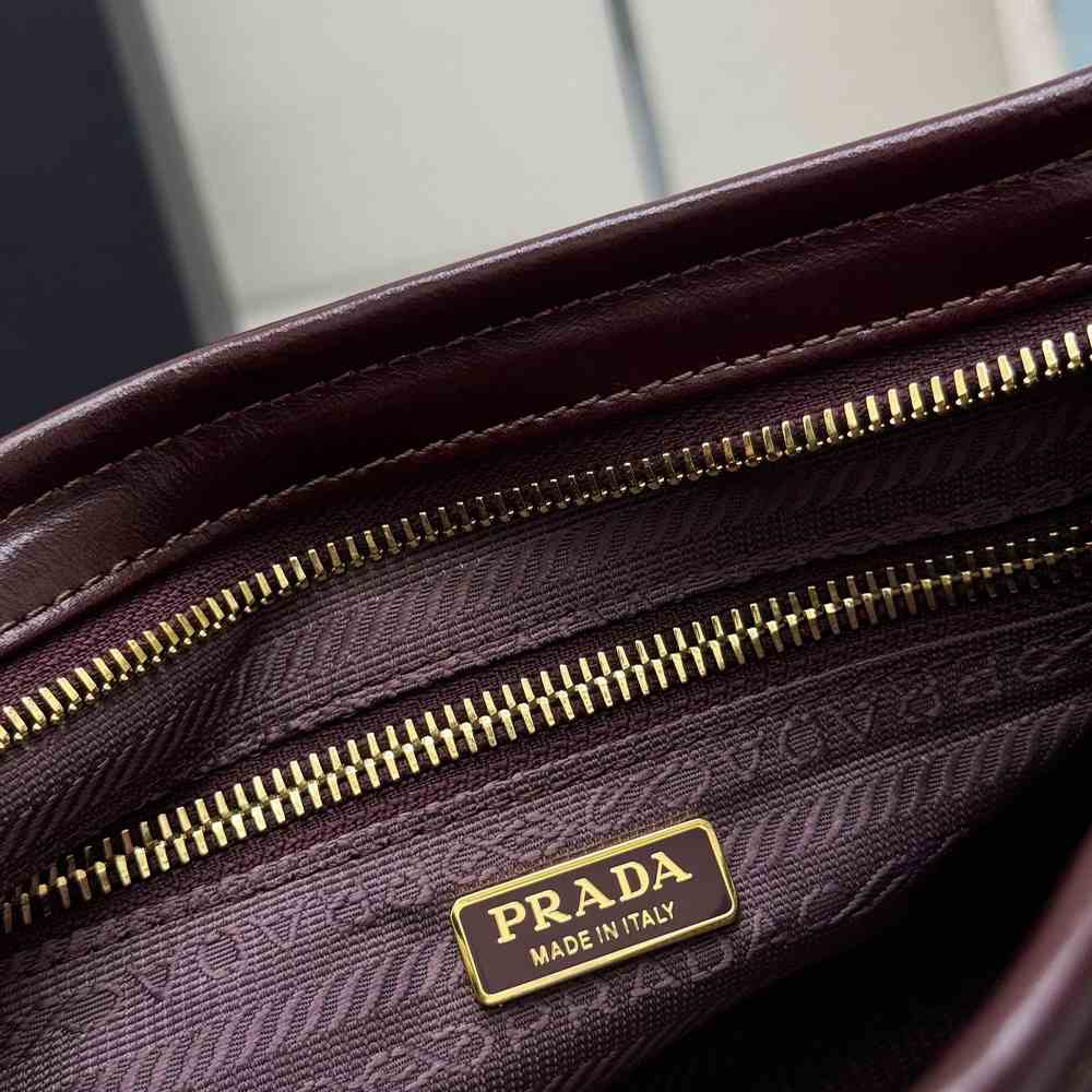 Pra*a Bonnie small leather shoulder bag(HIGH-END GRADE)