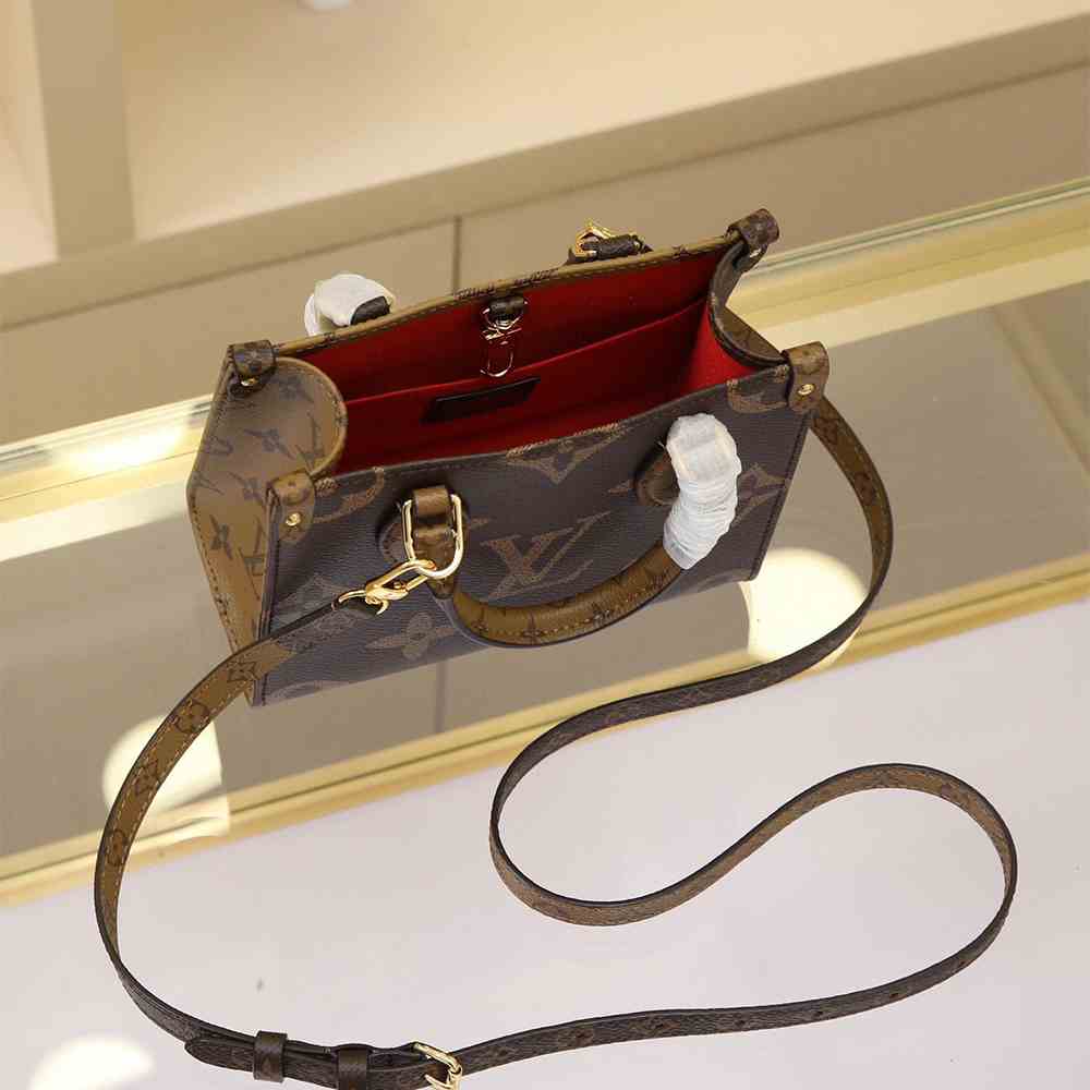 LV OnTheGo BB