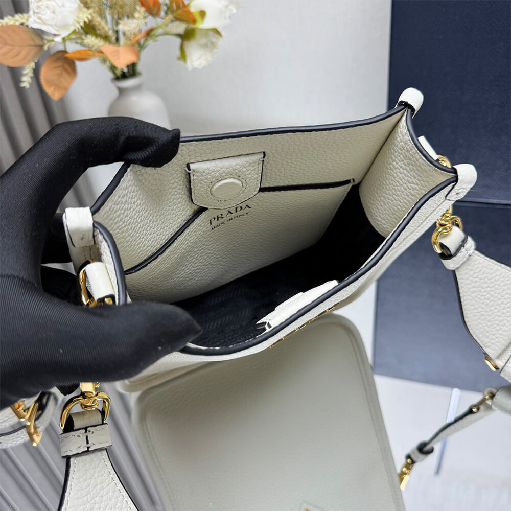 Pra*a Leather mini shoulder bag(HIGH-END GRADE)