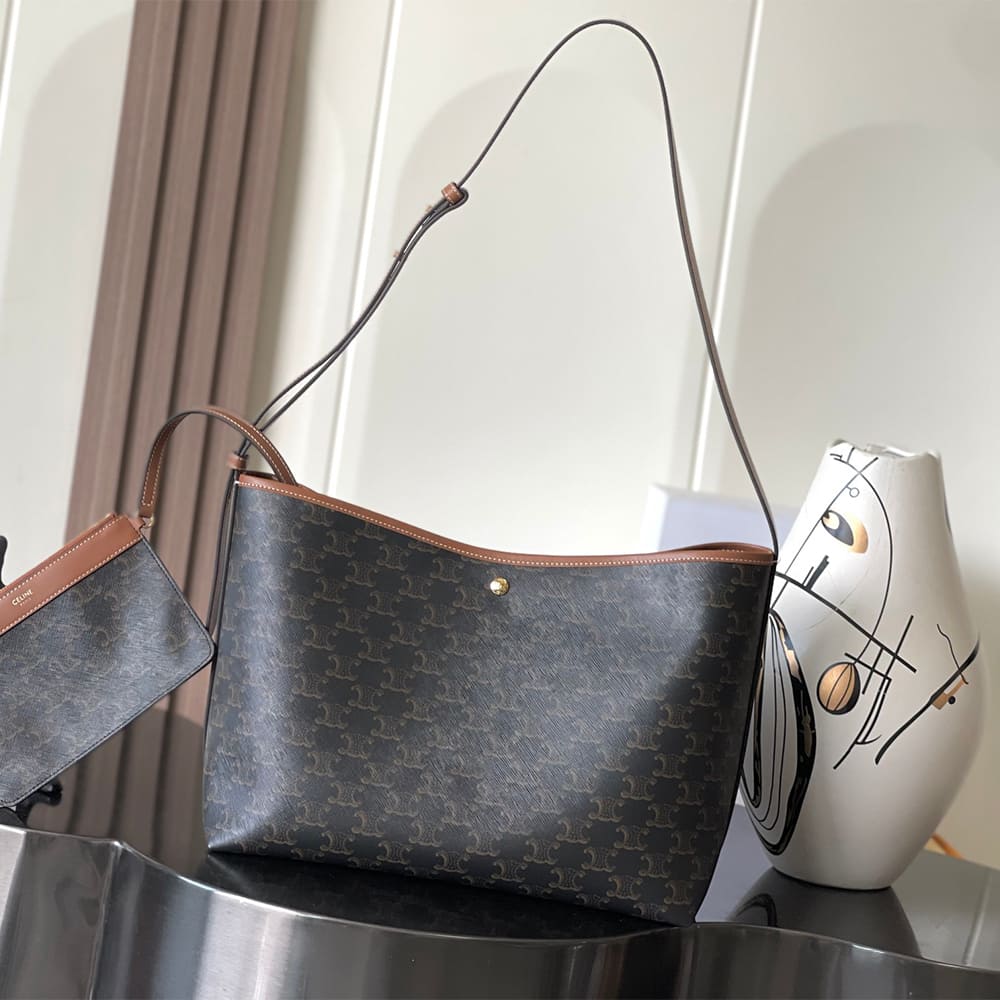 Ce1i*e SOFT SHOPPER BAG IN Triomphe Canvas and Calfskin
