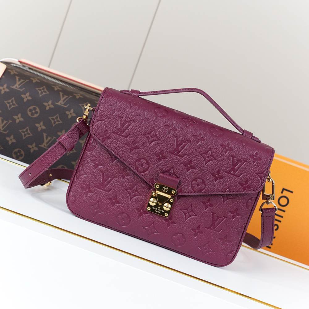 LV Pochette Métis