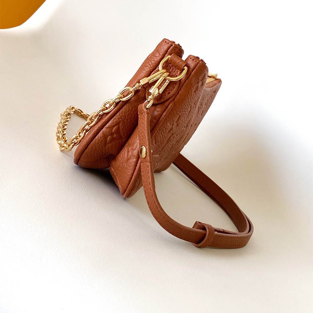 LV Pochette Liv