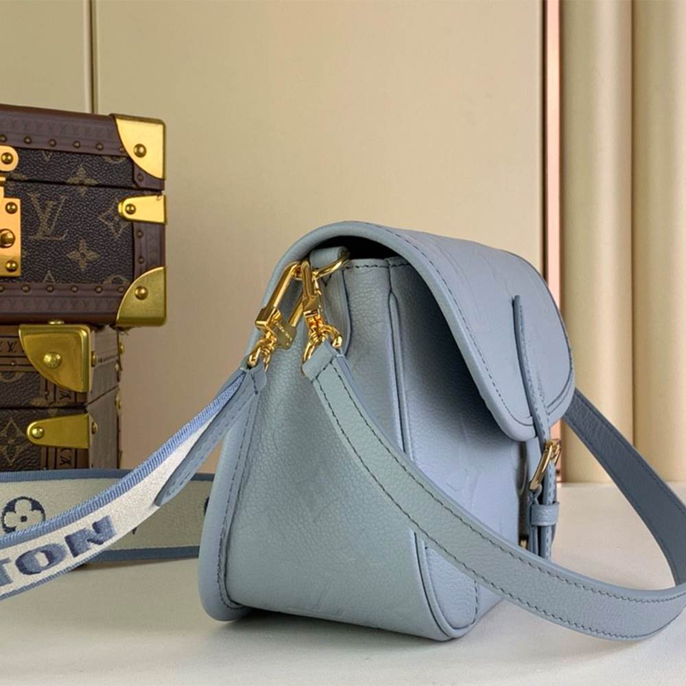 LV Diane