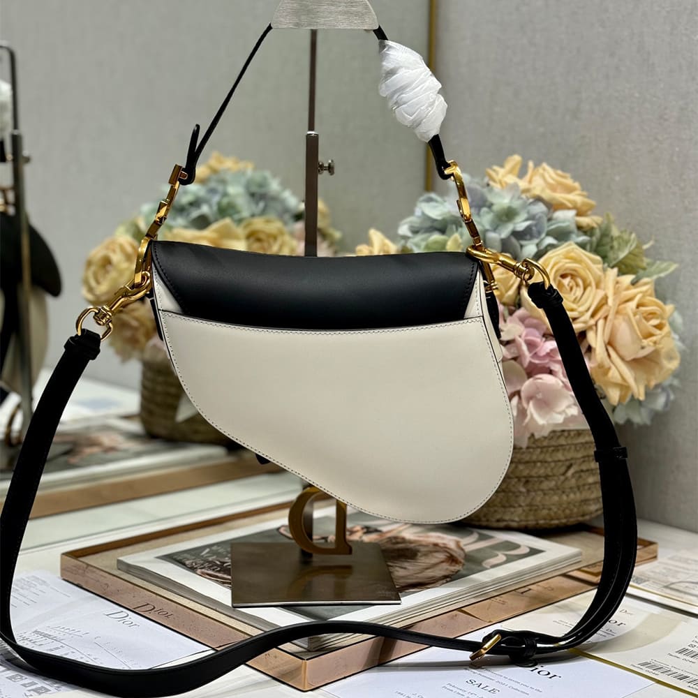 D10r Saddle Bag with Strap