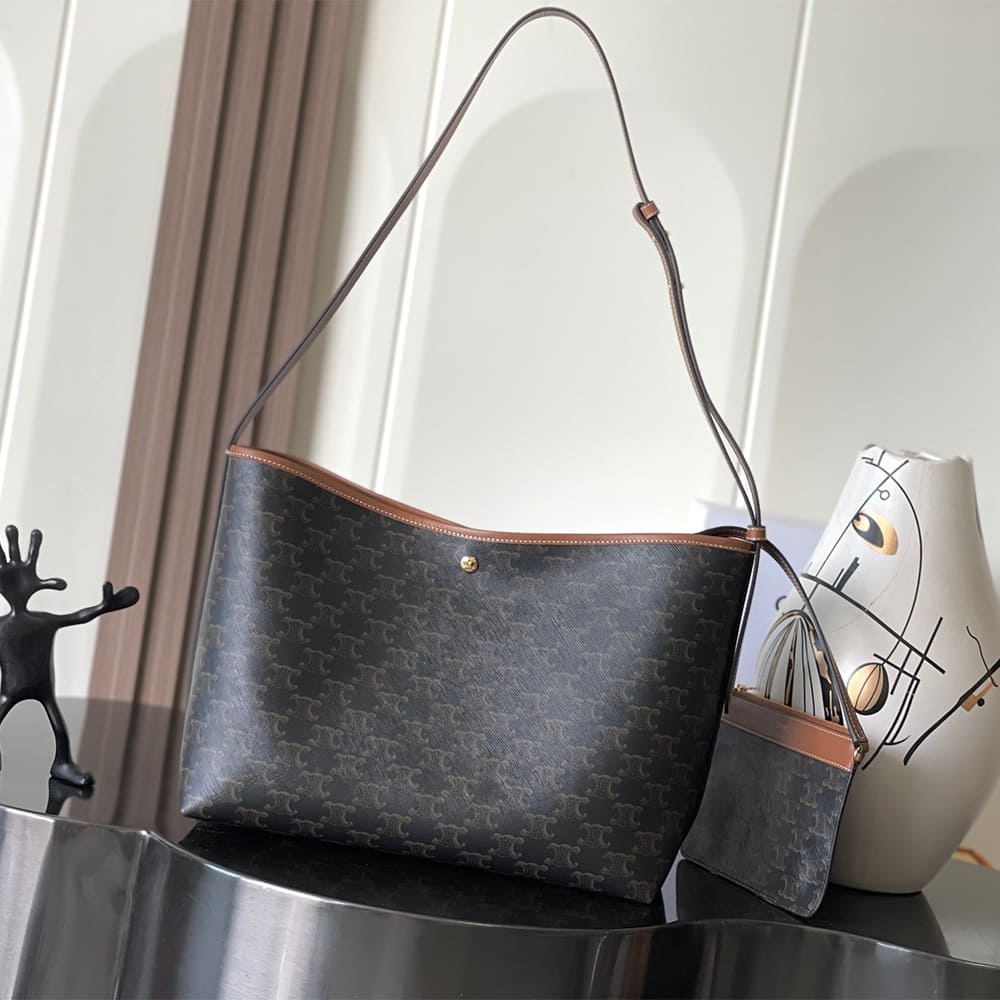 Ce1i*e SOFT SHOPPER BAG IN Triomphe Canvas and Calfskin