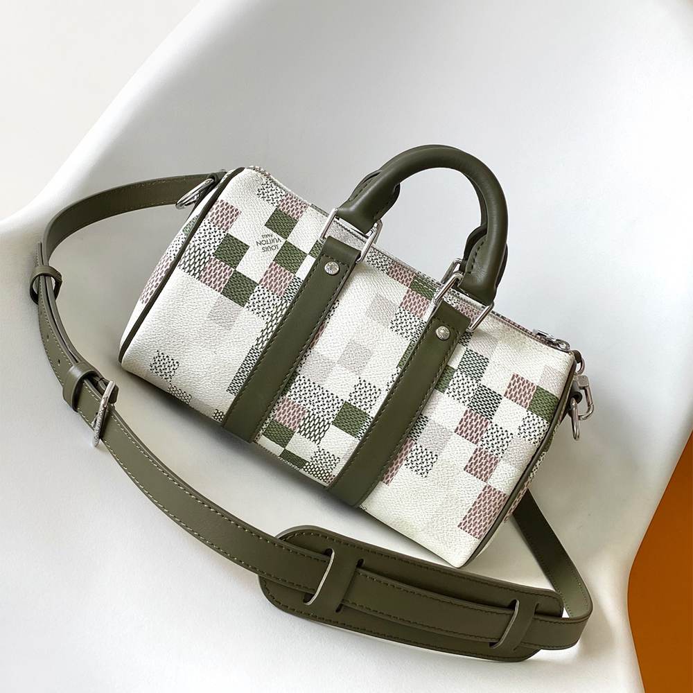 LV Keepall Bandoulière 25