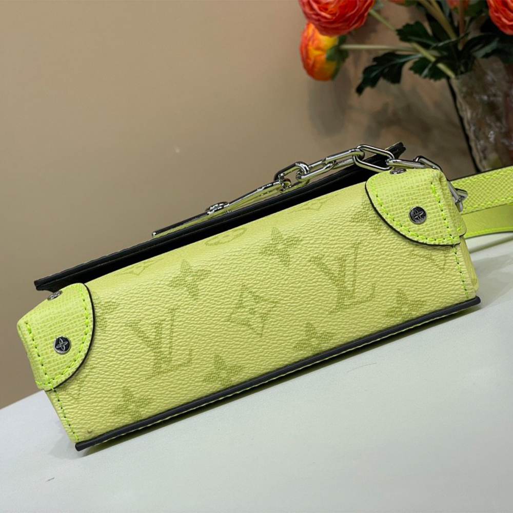 LV Steamer Wearable Wallet