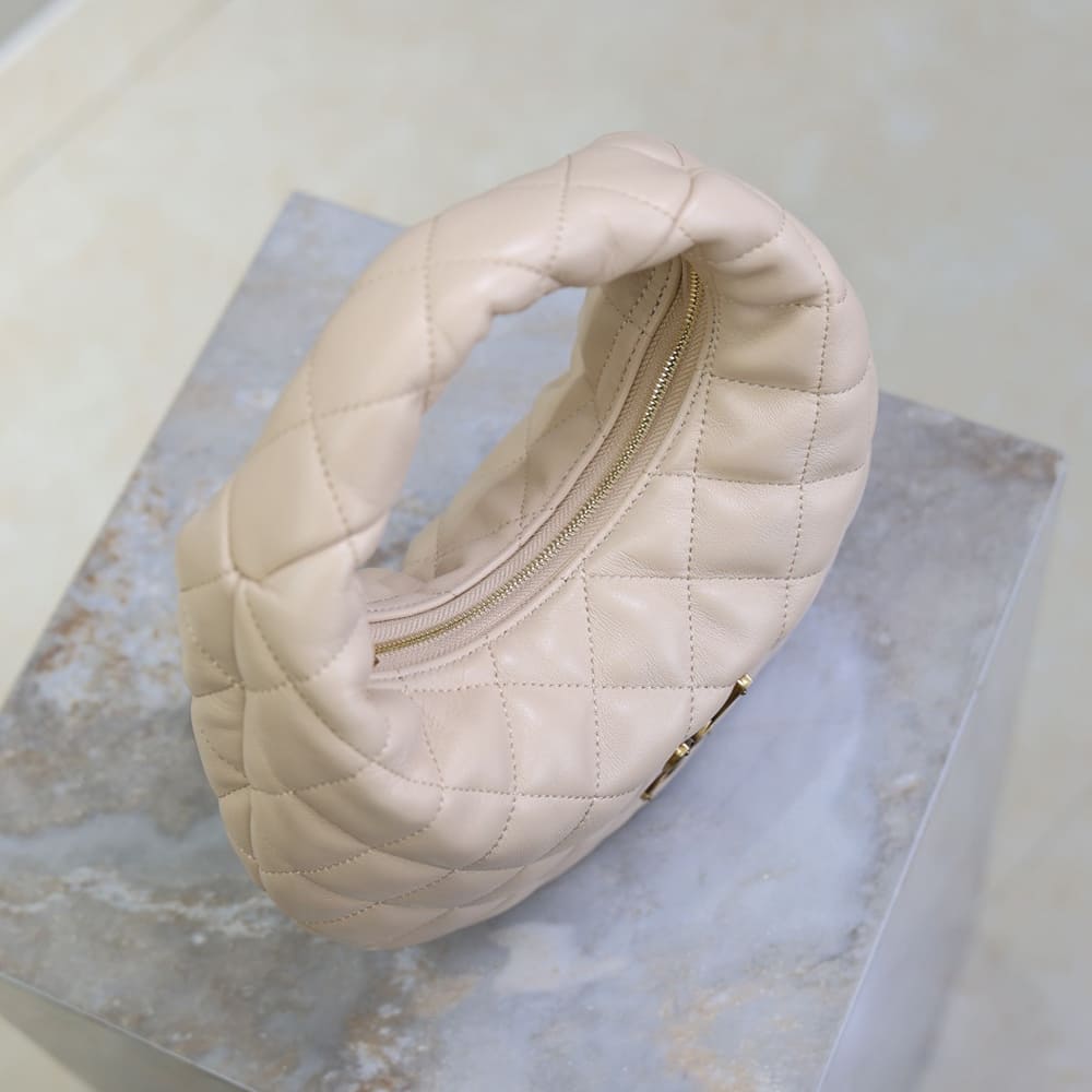 Y51 ICARINO in quilted nappa(HIGH-END GRADE)