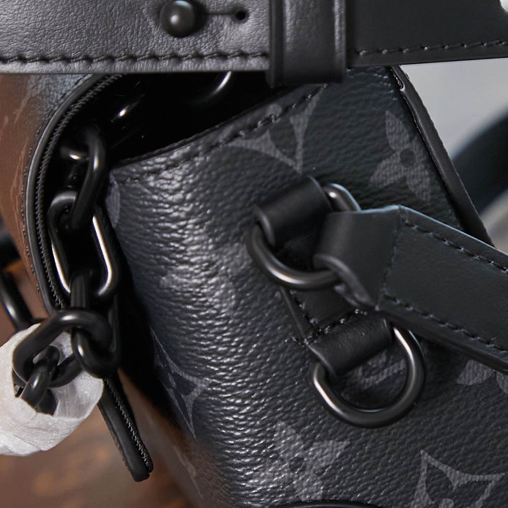 LV Steamer Wearable Wallet