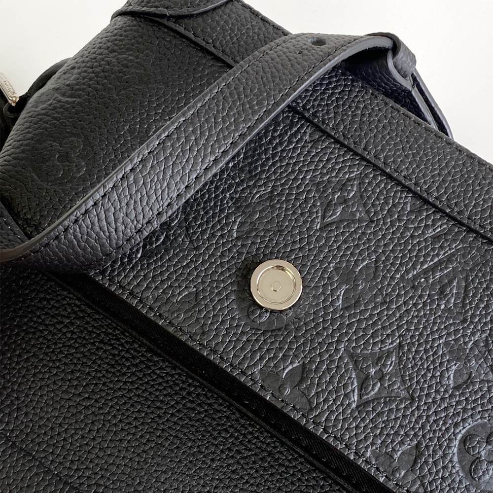 LV Steamer East West Wearable Wallet