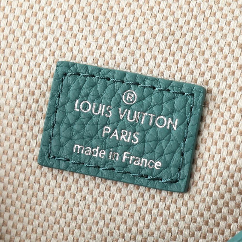 LV Steamer Wearable Wallet