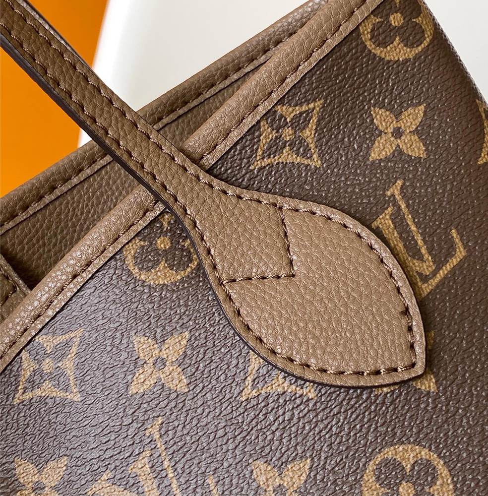 LV Neverfull Bandoulière Inside Out BB