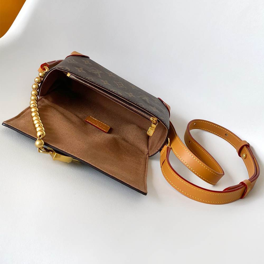 LV Steamer Wearable Wallet