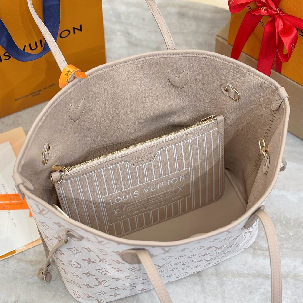 LV Neverfull Inside Out MM