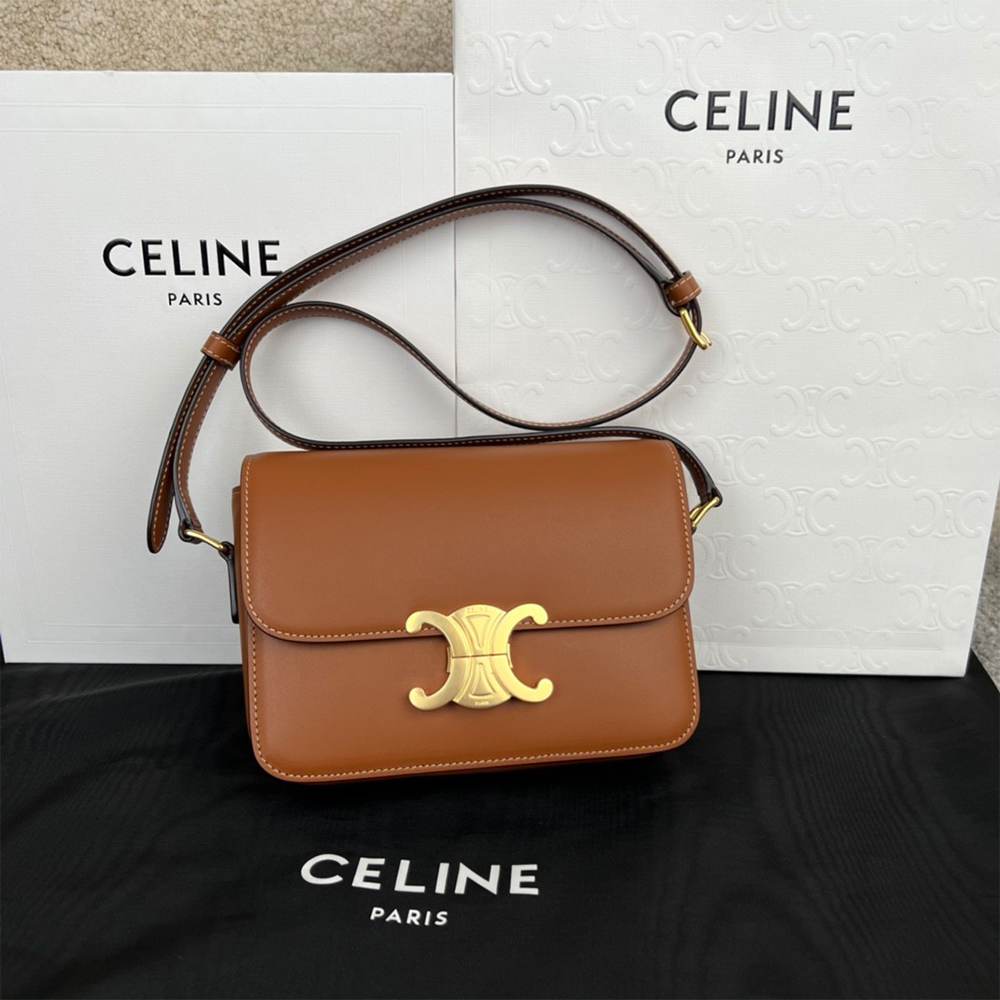 Ce1i*e TEEN TRIOMPHE BAG IN shiny calfskin(HIGH-END GRADE)