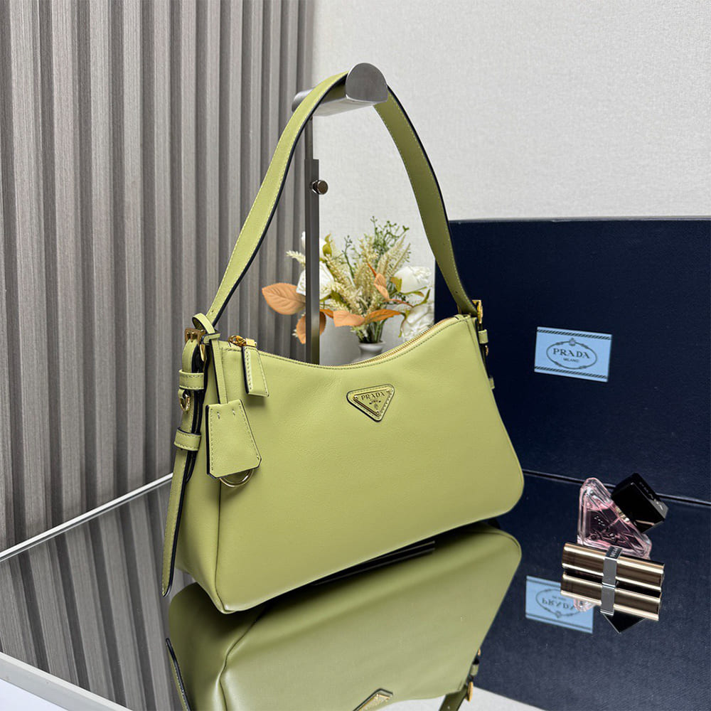 Pra*a Aimee medium leather shoulder bag